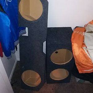 2 brand new speaker boxes both for 100